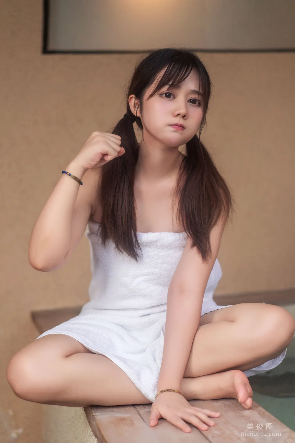 [美女Coser] 姬鏡醬 《私奔之溫泉》 寫真集 24