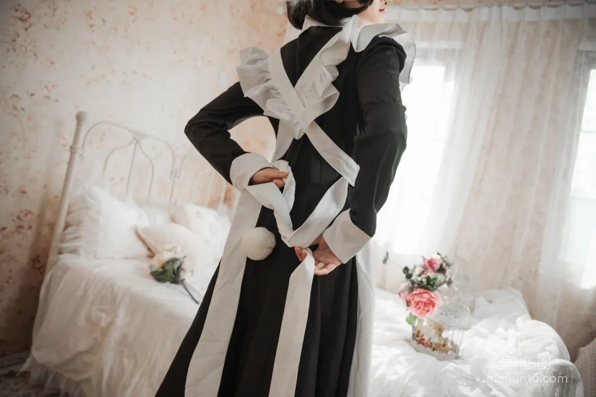 [Coser美女] 三度_69 《兔耳女仆》 寫真集 4