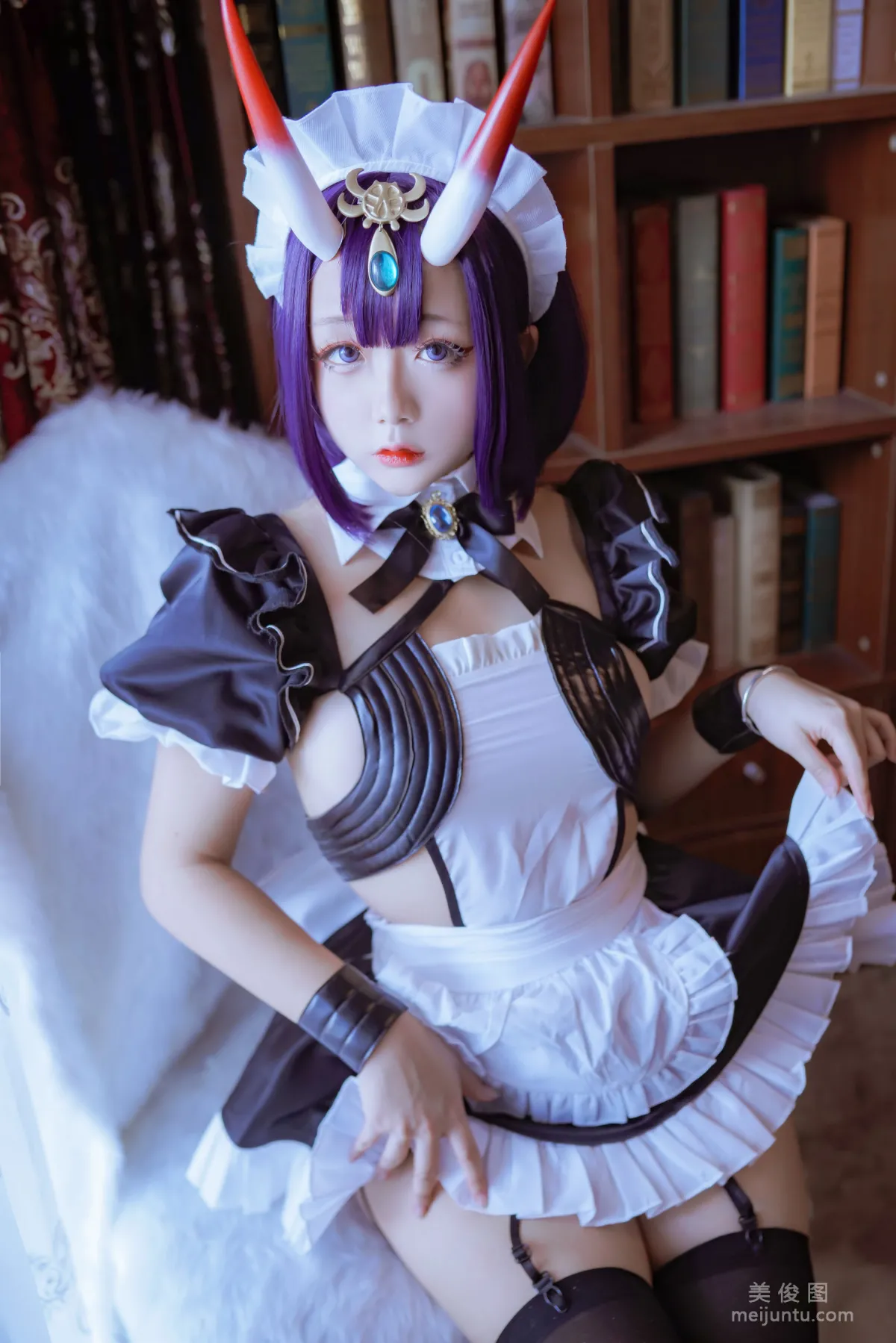 Coser日奈娇 《酒吞女仆》 写真集3