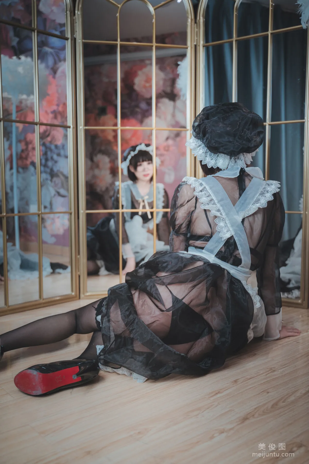 萌妹子Coser南鸽 《透明女仆》 写真集26