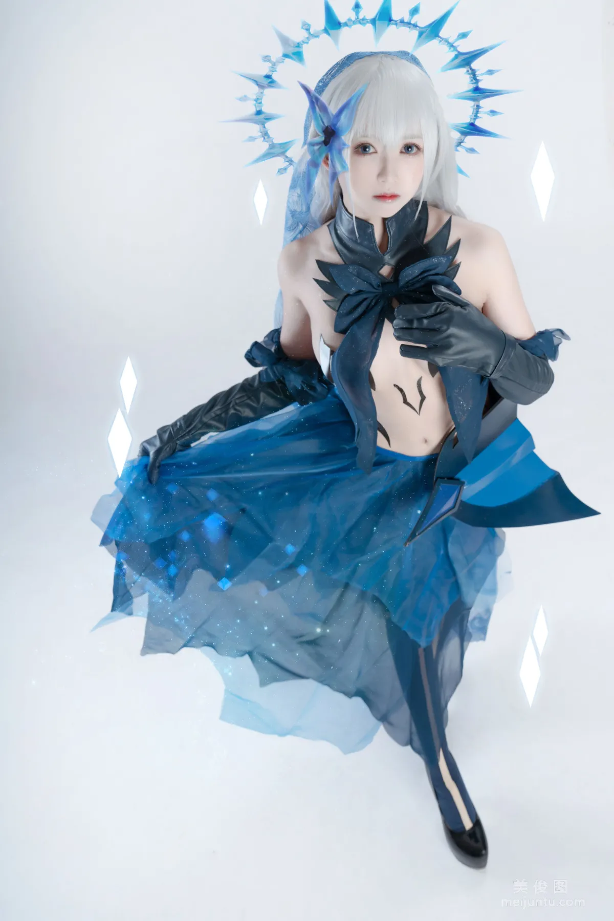 Manyu Feier: Web Idols photo 4