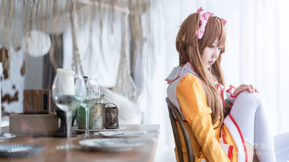 Jing Jiang: Web Idols photo 6