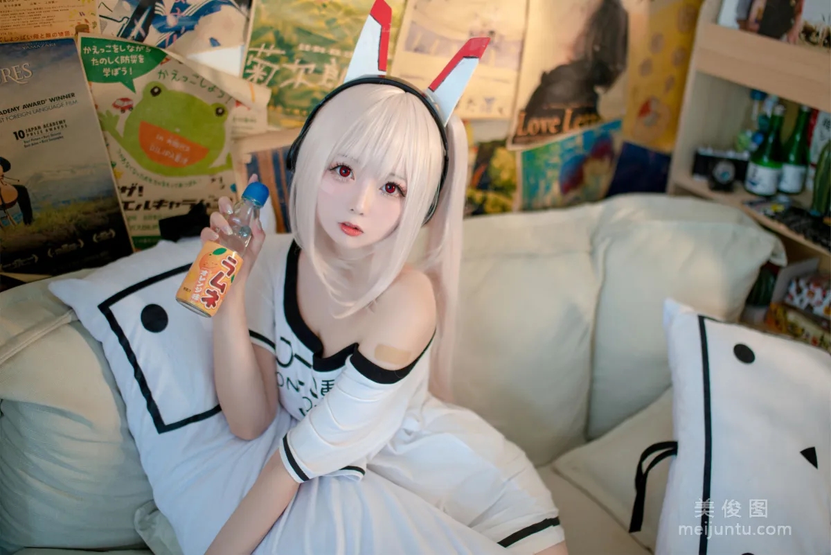 美女Coser绫波 《碧藍航線》 寫真集 3