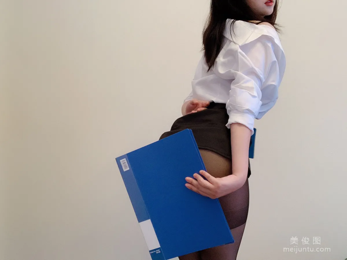 Shiyi Jiangya: Web Idols photo 7