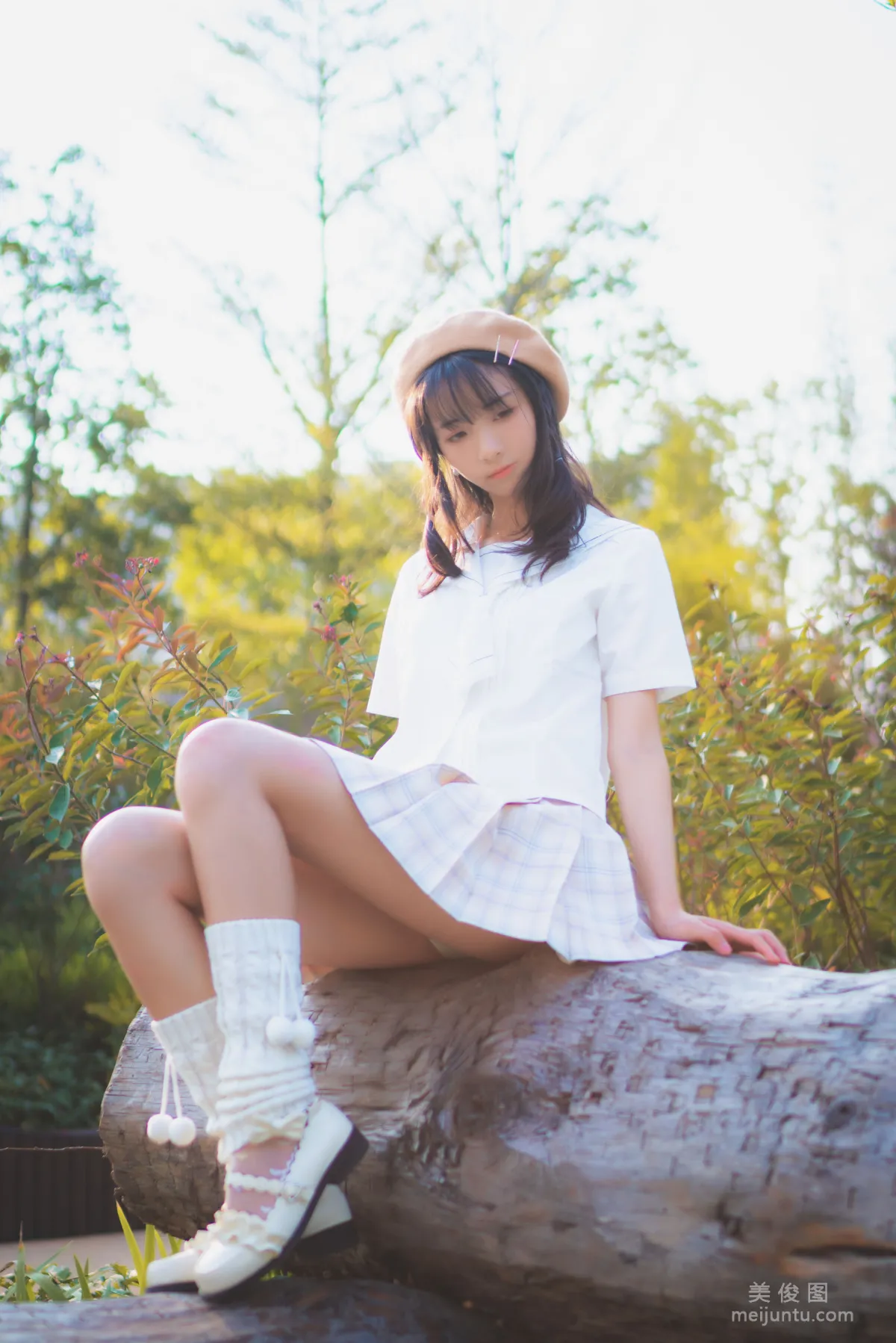 [Web Idols] Xigua, White Cloud Forest, Photo Set photo 24
