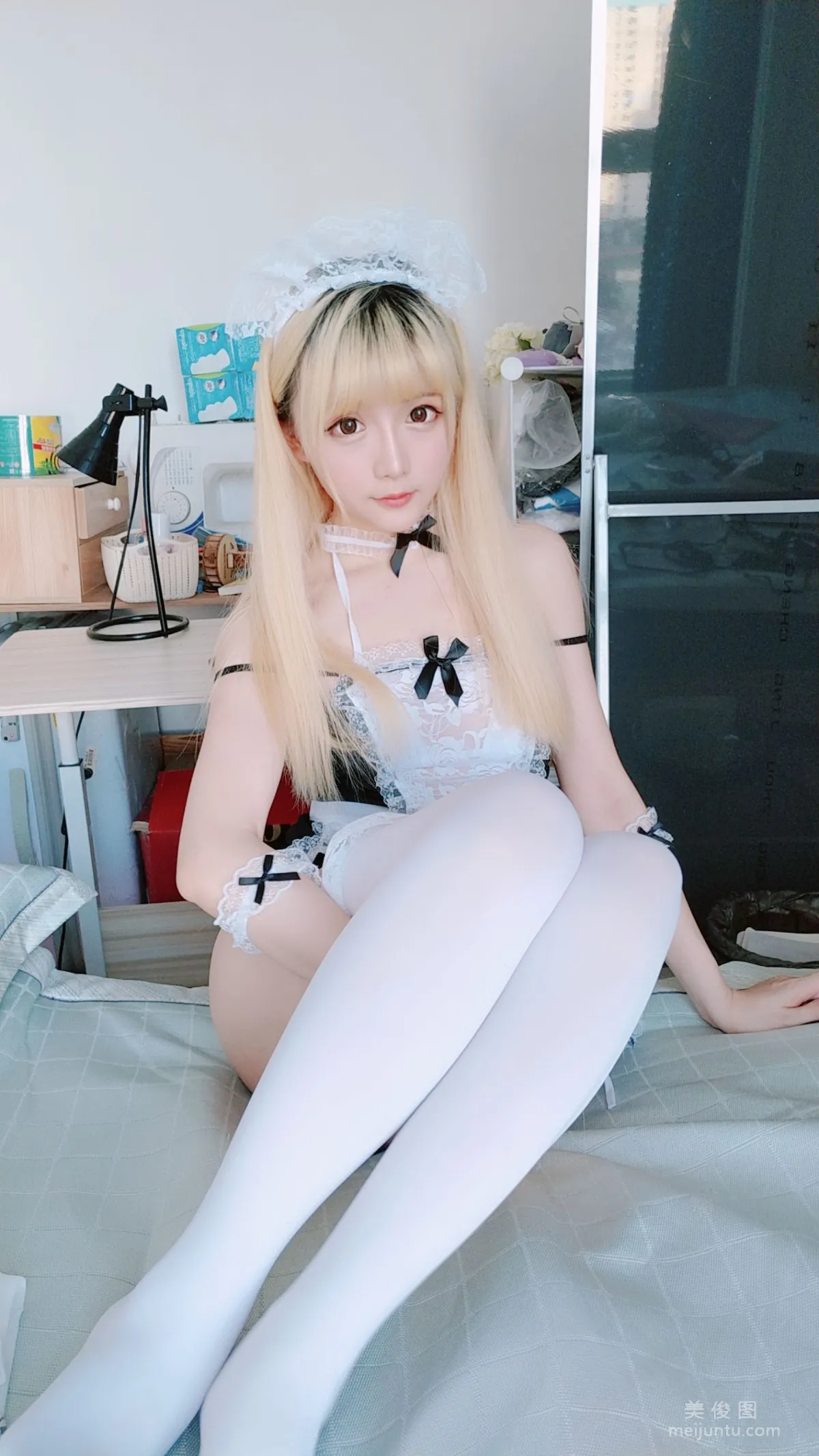 Xingzhi Chichi, Maid Photo Set photo 38