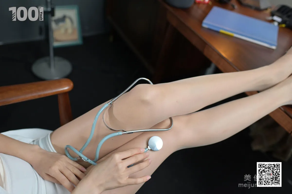 [One Thousand and One Nights] Model: Lucy, Beautiful Doctor 3, Flesh-Colored Stockings and Silk Feet Photo Set photo 44