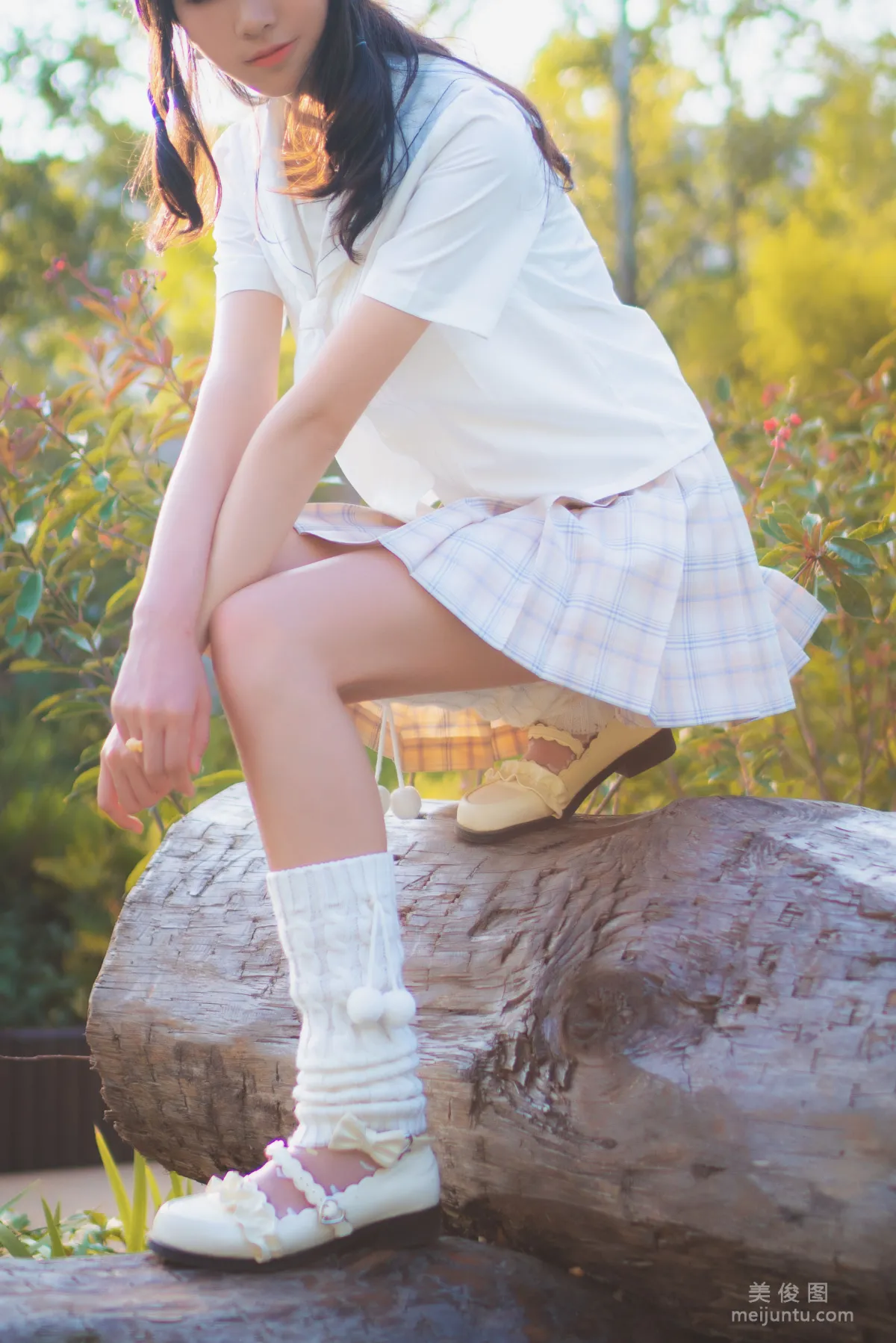 [Web Idols] Xigua, White Cloud Forest, Photo Set photo 23