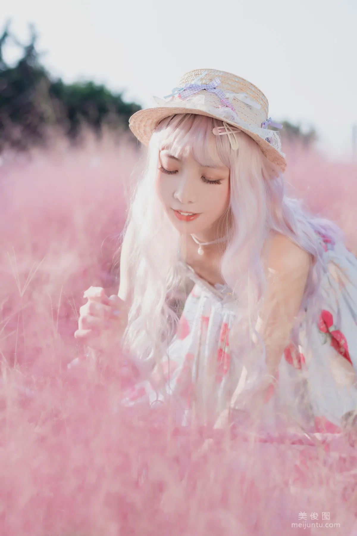 网红美女西瓜 《粉草》 写真集11