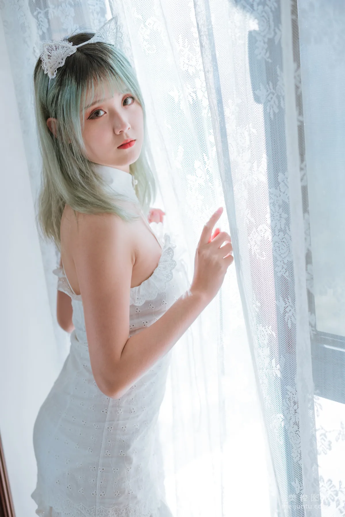 Qiu Chuchu: Web Idols photo 4