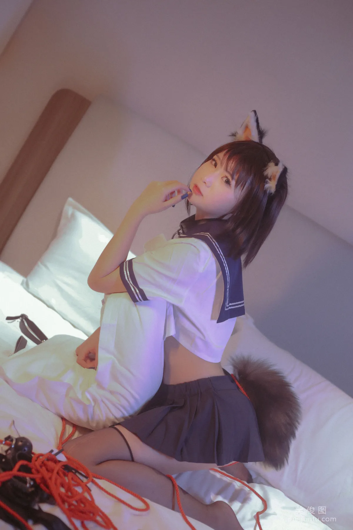 [美女Coser] 是青水 《猫耳调教》 写真集26