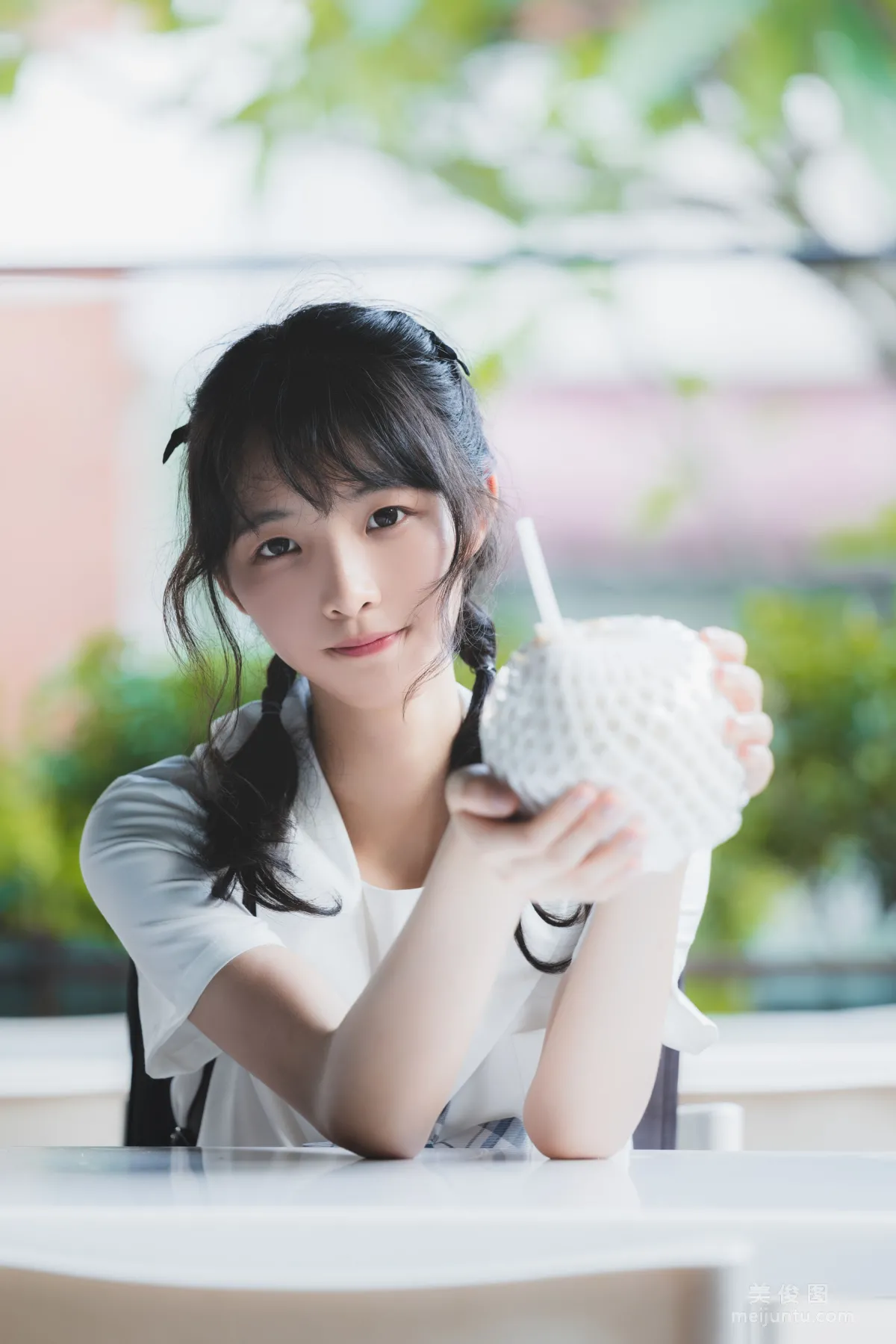 [网红Coser] 西瓜 《制服》 写真集3