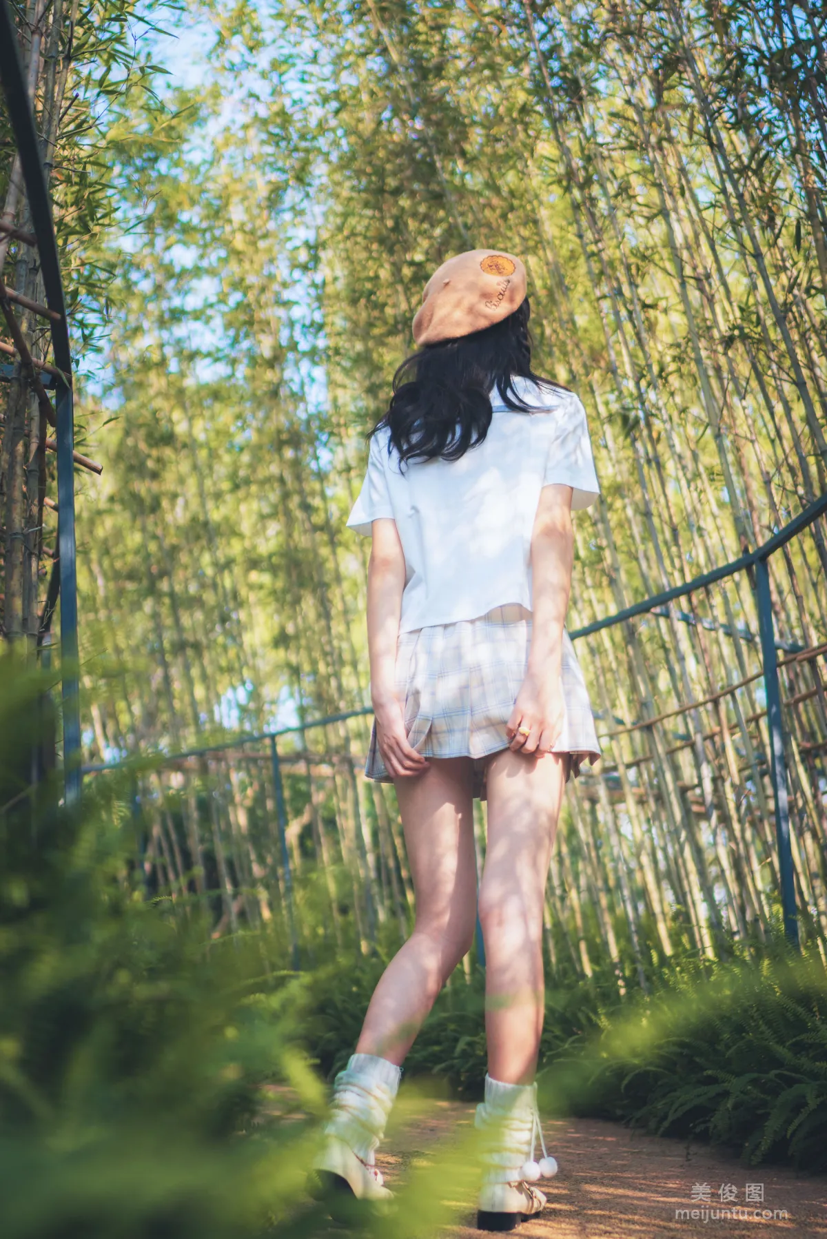 [Web Idols] Xigua, White Cloud Forest, Photo Set photo 4