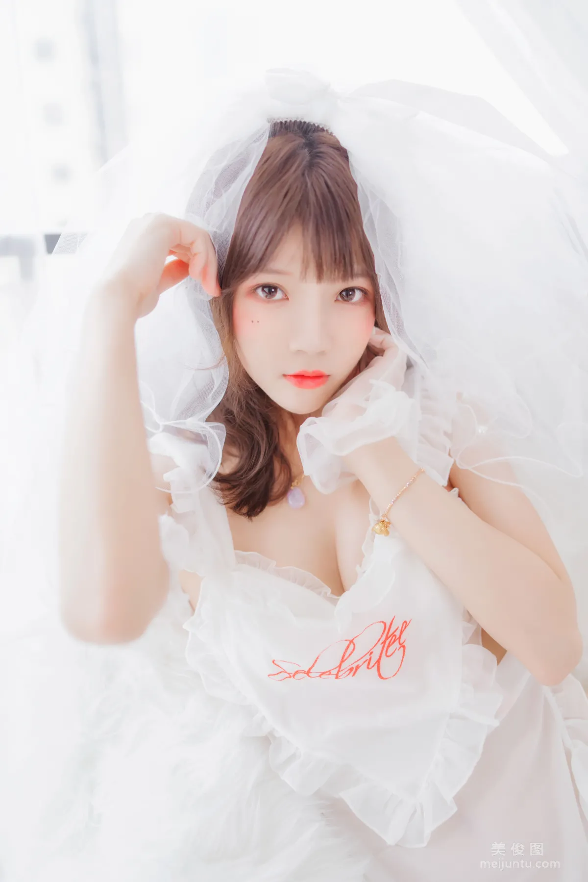 Ying Taomiao: Web Idols photo 16