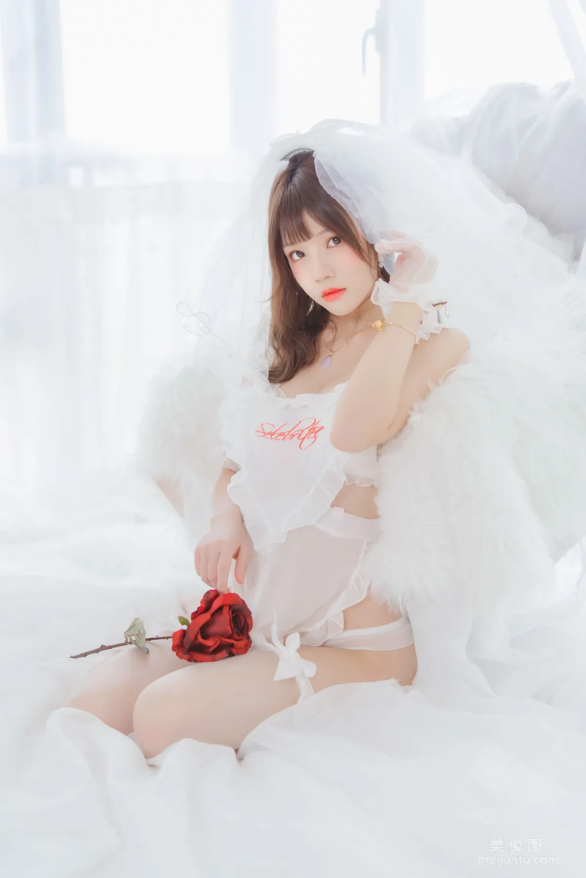 Ying Taomiao: Web Idols photo 8