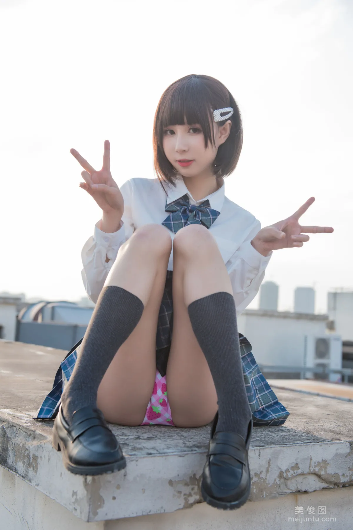 Coser南鴿 《少女裙底》 寫真集 7