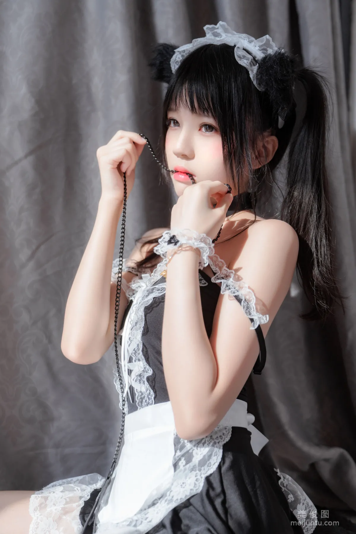 Ying Taomiao: Web Idols photo 19