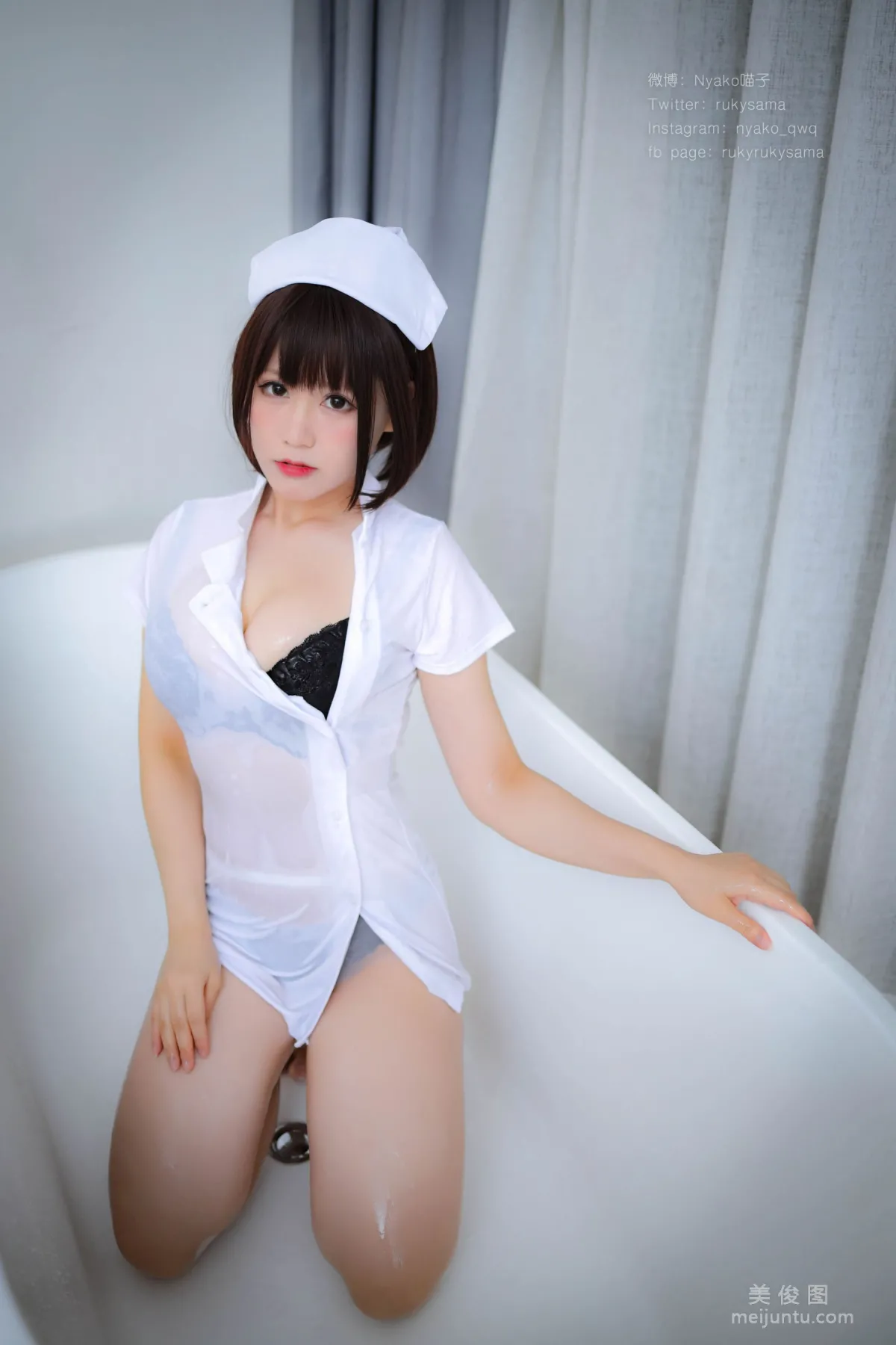 Nyako喵子 《白絲護士服》 寫真集 57