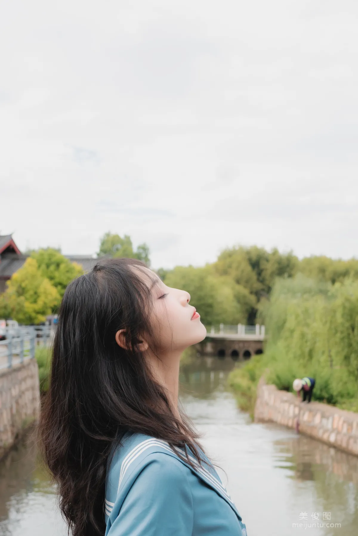 [網紅Coser] 西瓜 《麗江寫真JK戶外》 寫真集 34