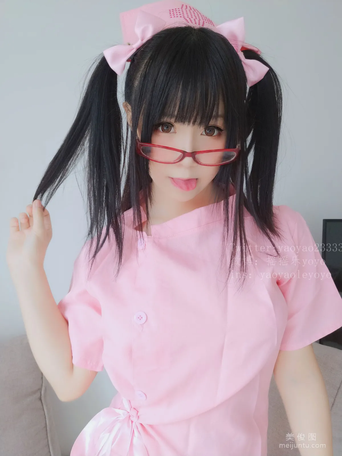 Yao Yaole: Web Idols photo 7