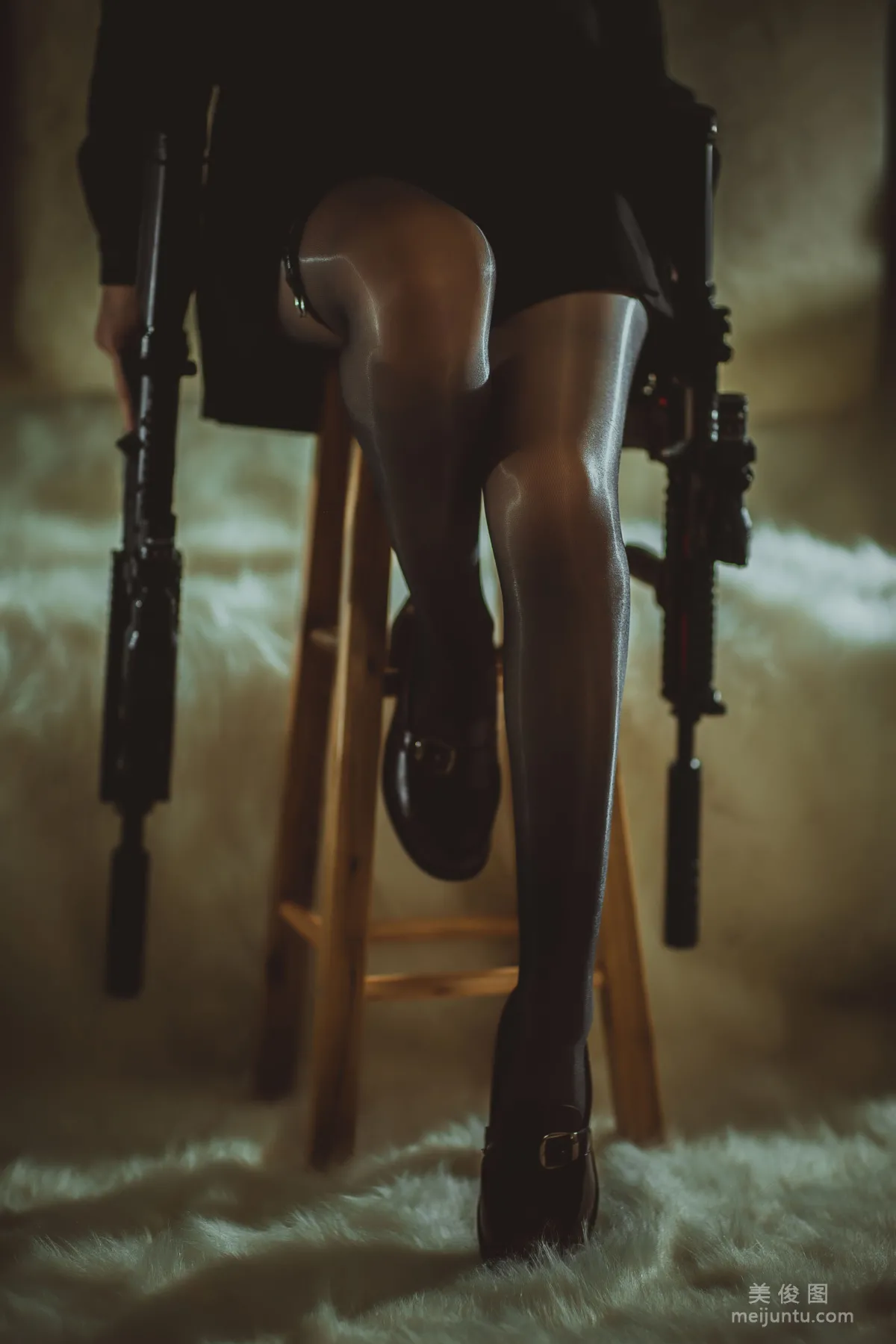[Web Idols] Qisikuai wii 'Black Stockings Feet 2' Photo Set photo 3
