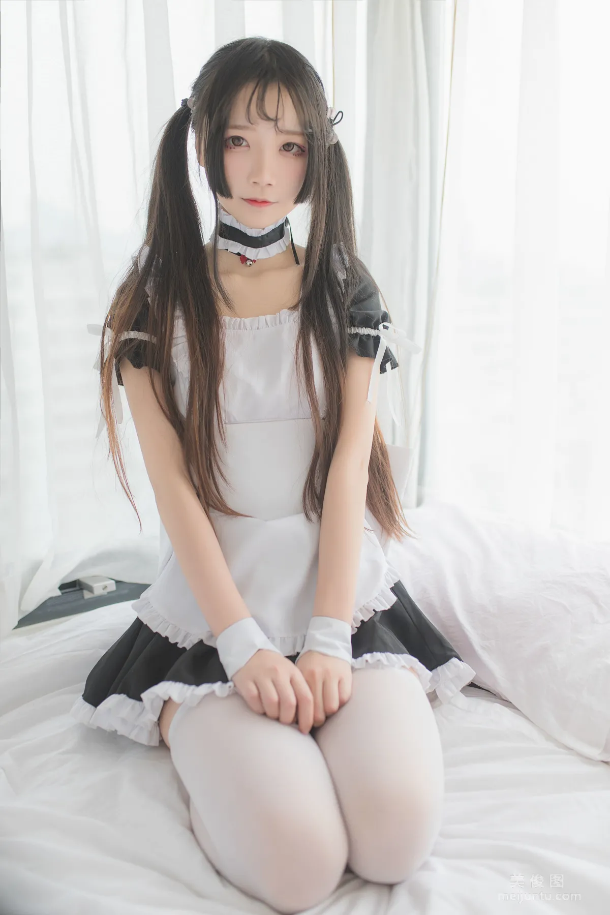 [美女Coser] 五更百鬼 《女仆》 写真集3