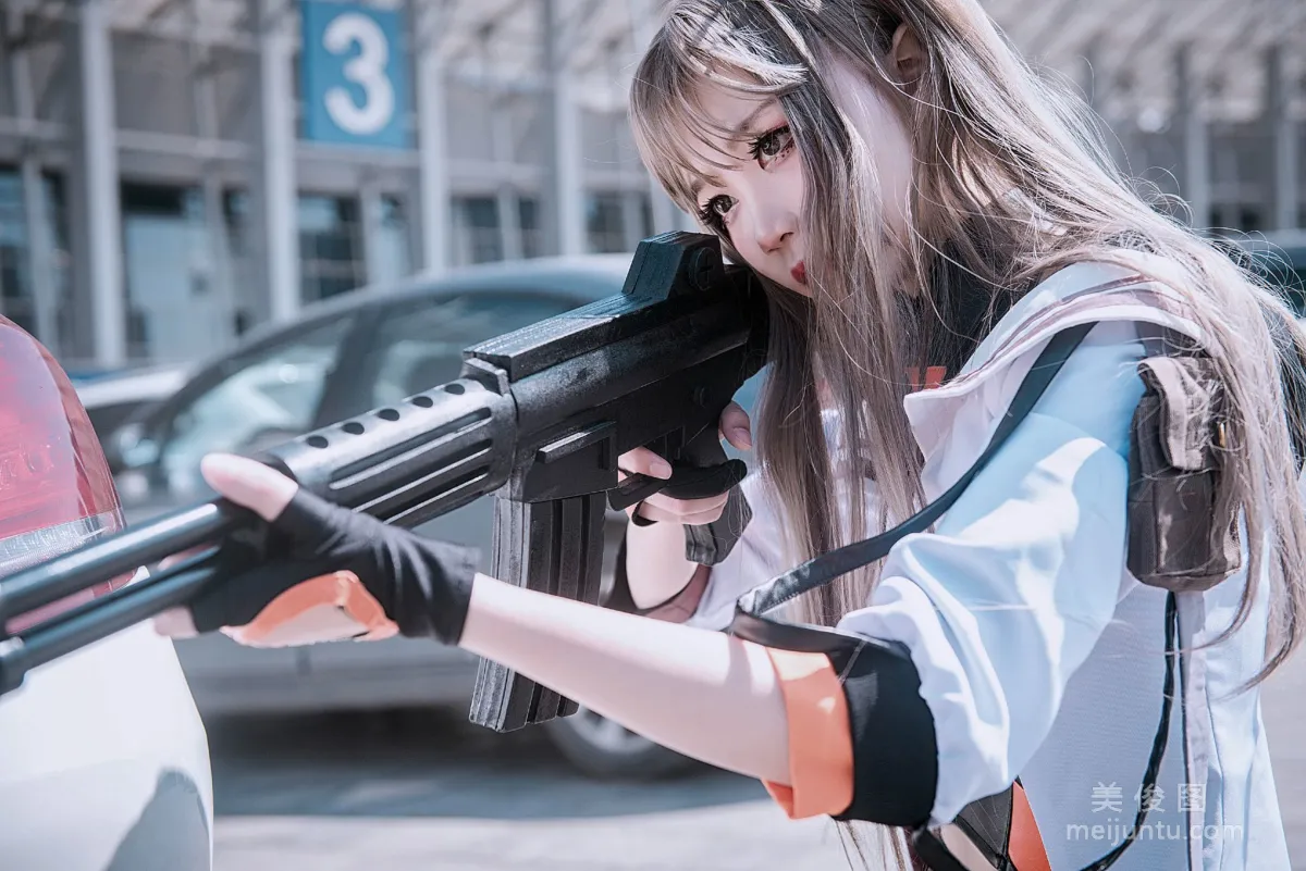 五更百鬼 《少女前線》 寫真集 4