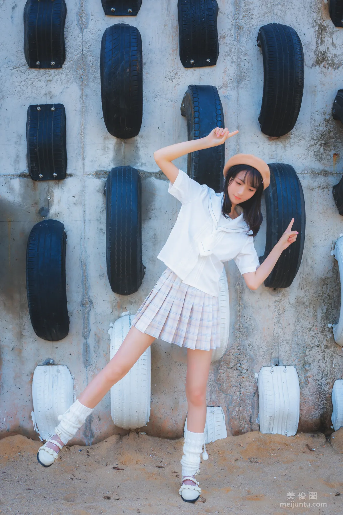 [Web Idols] Xigua, White Cloud Forest, Photo Set photo 13