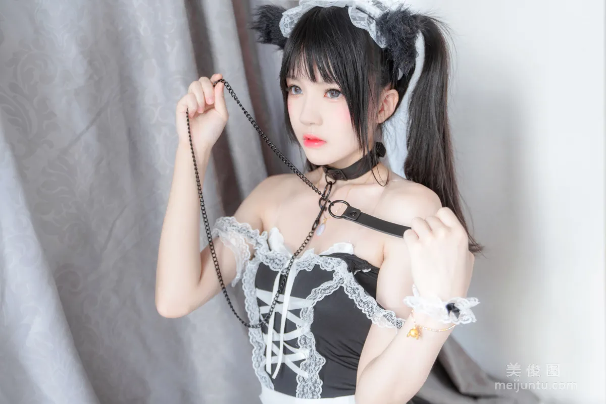 Ying Taomiao: Web Idols photo 4