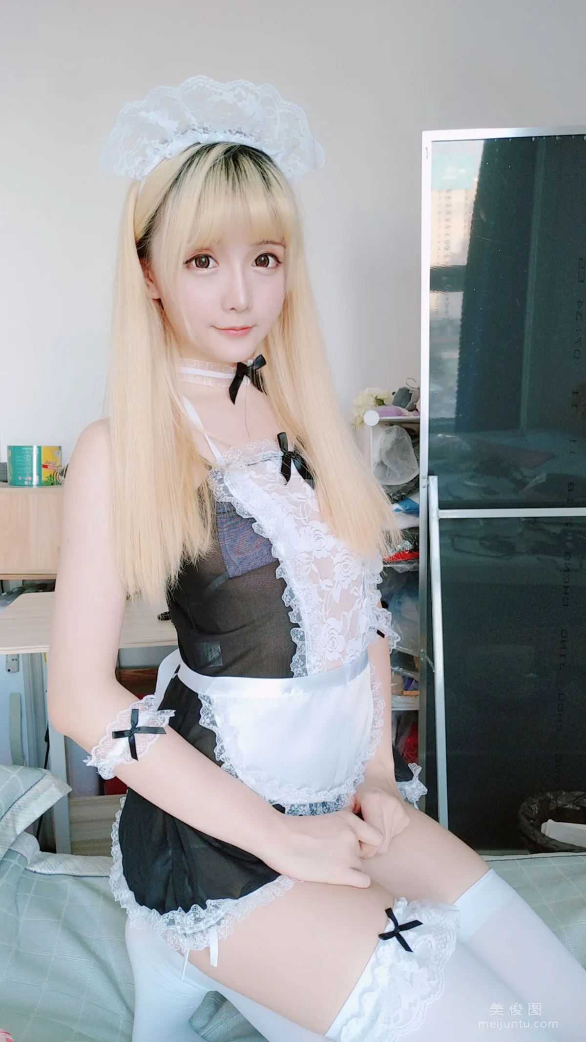 Xingzhi Chichi, Maid Photo Set photo 34
