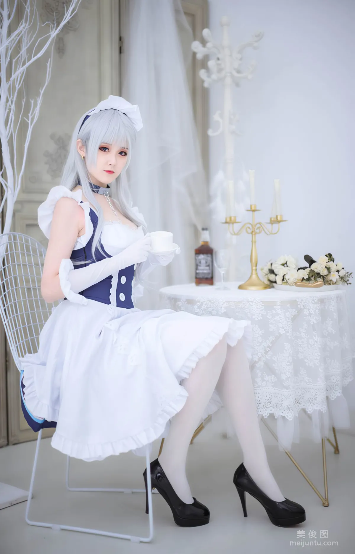 Akisoso秋楚楚 《贝尔法斯特女仆》 写真集3