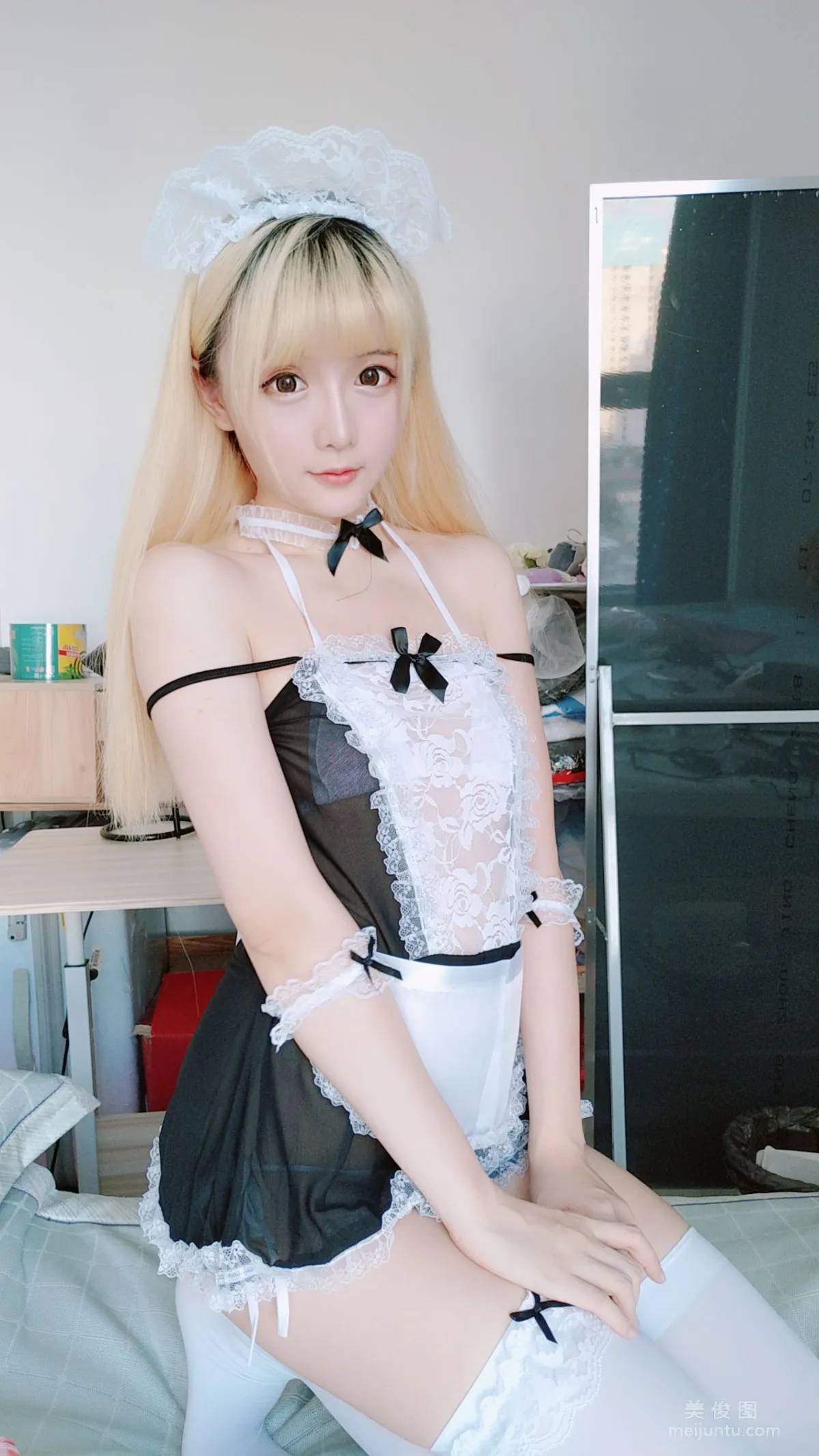 Xingzhi Chichi, Maid Photo Set photo 35