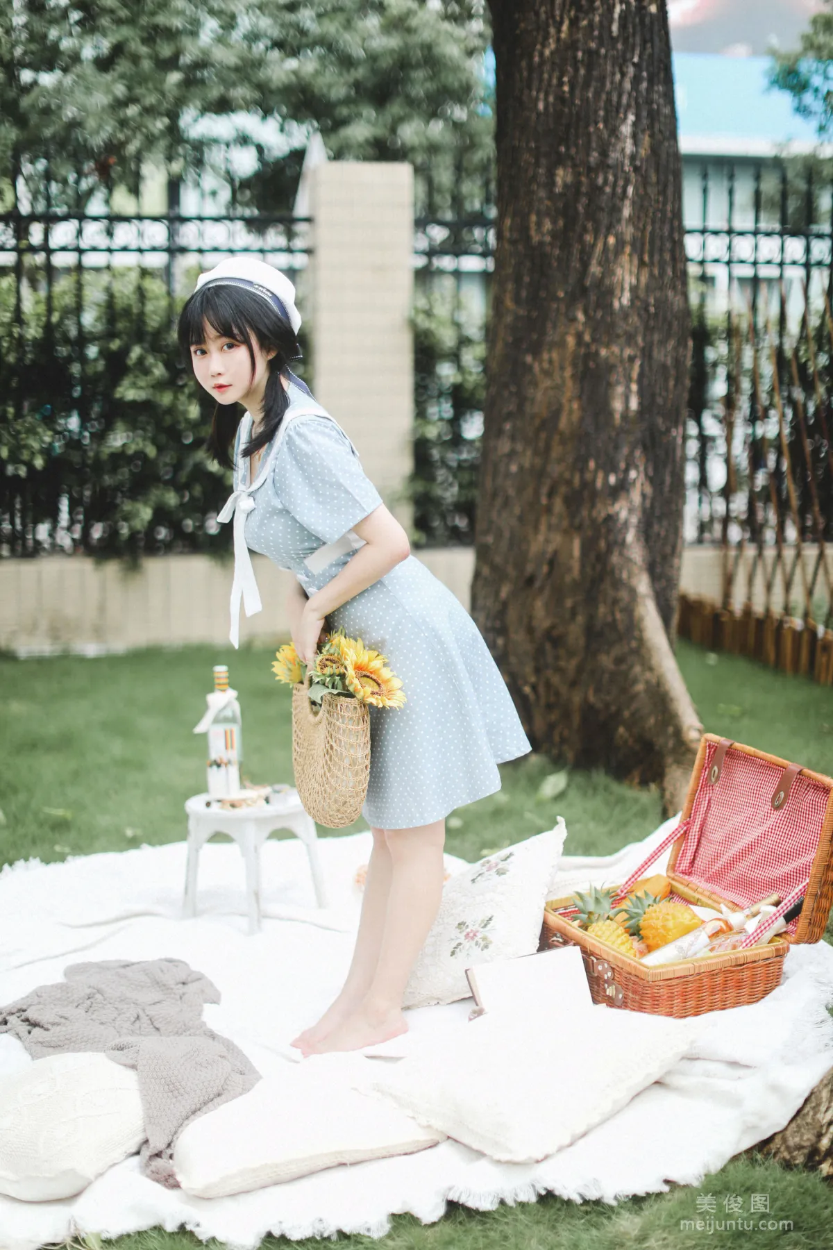 [美女Coser] 是依酱呀 《欧风》 写真集13