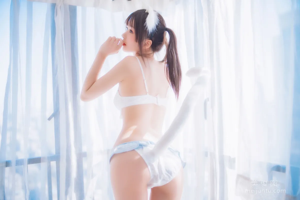 Ying Taomiao: Web Idols photo 23
