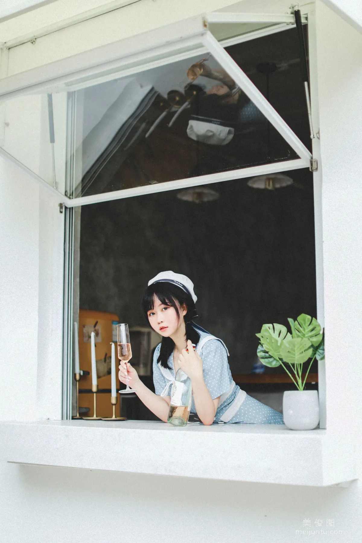 [美女Coser] 是依酱呀 《欧风》 写真集7