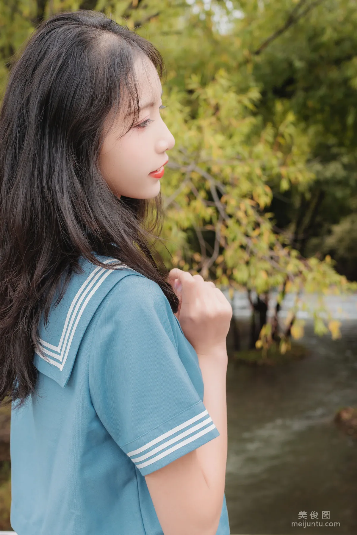 [網紅Coser] 西瓜 《麗江寫真JK戶外》 寫真集 30