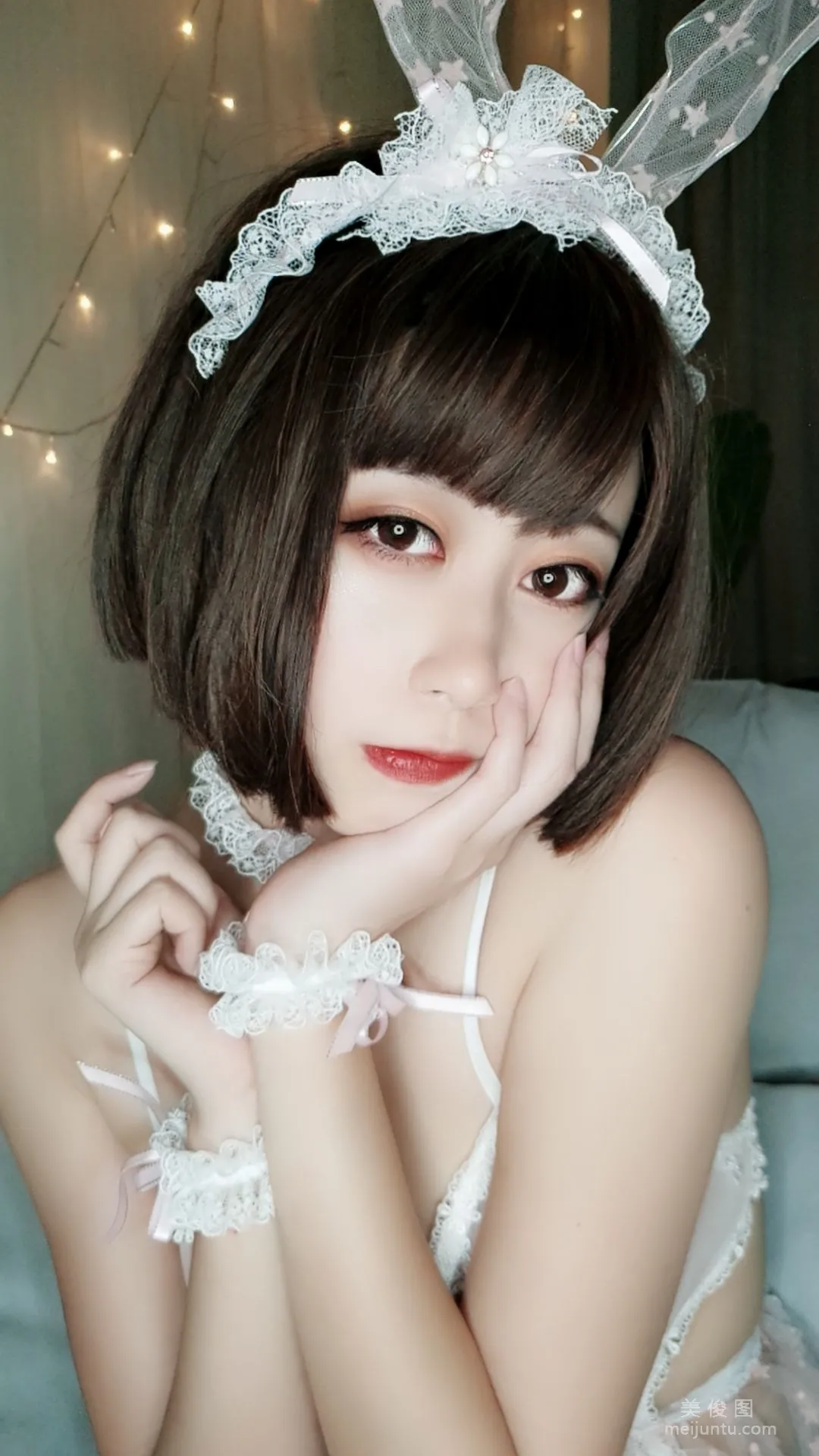 Coser奈汐酱nice 《透明女仆》 写真集26