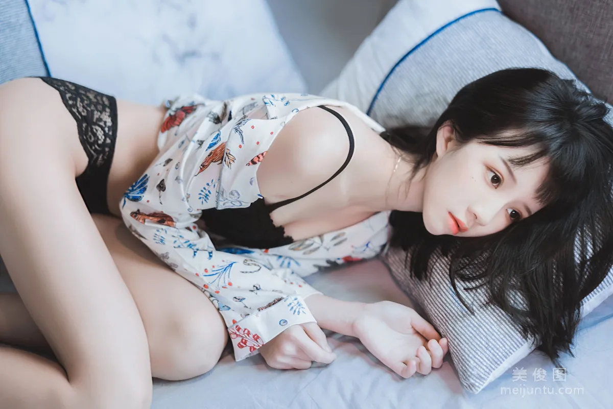 [美女Coser] 桜桃喵 《倦》 写真集28