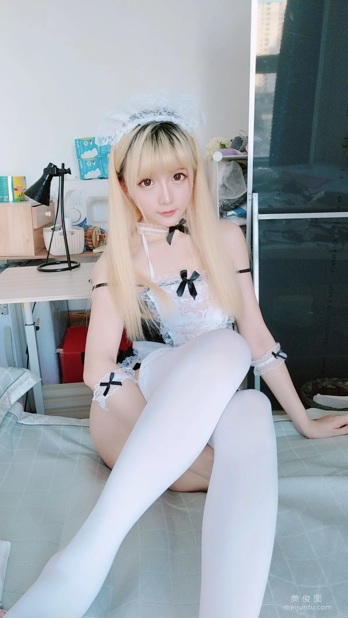 Xingzhi Chichi, Maid Photo Set photo 39