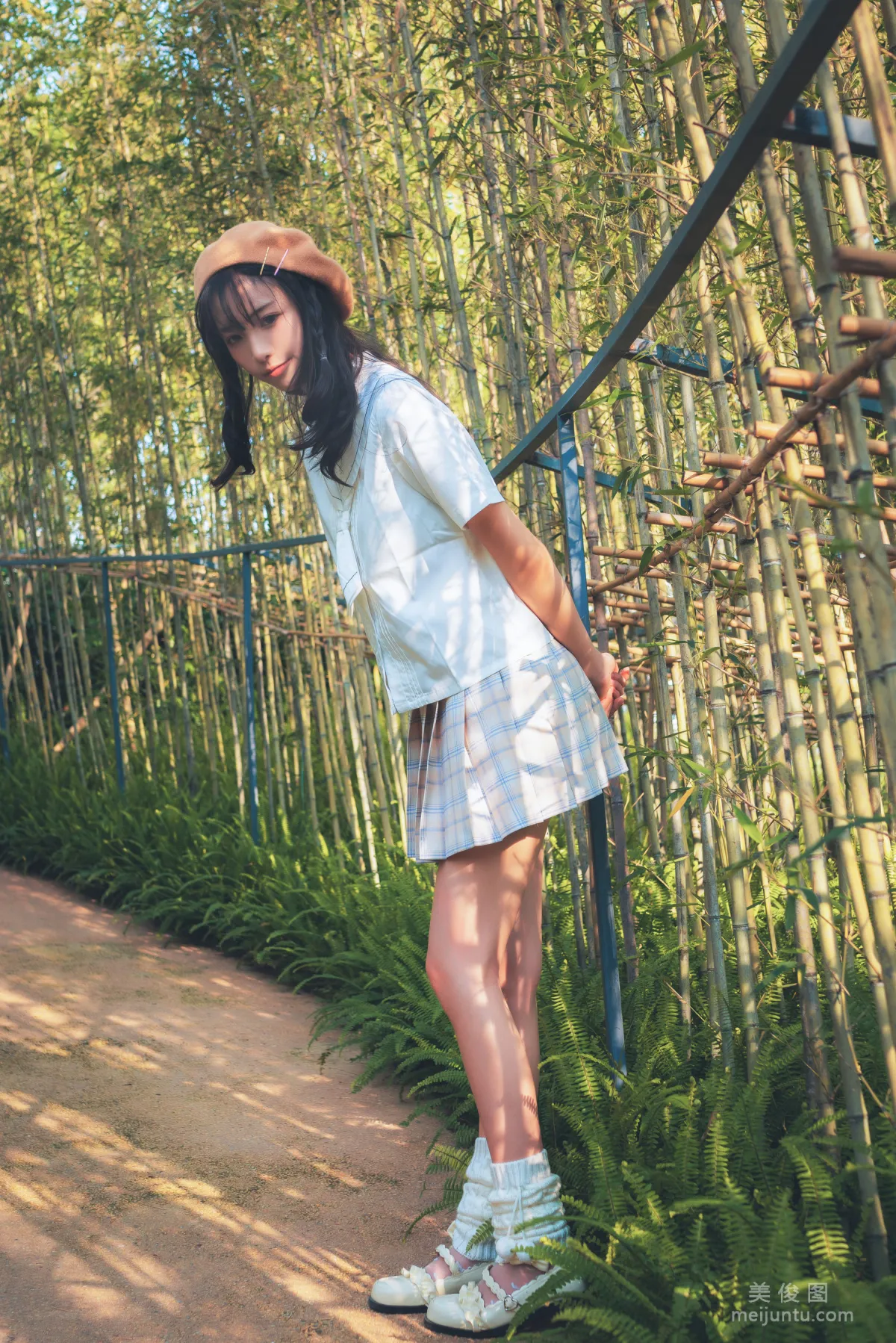[网红Coser] 西瓜 《白云森林》 写真集7