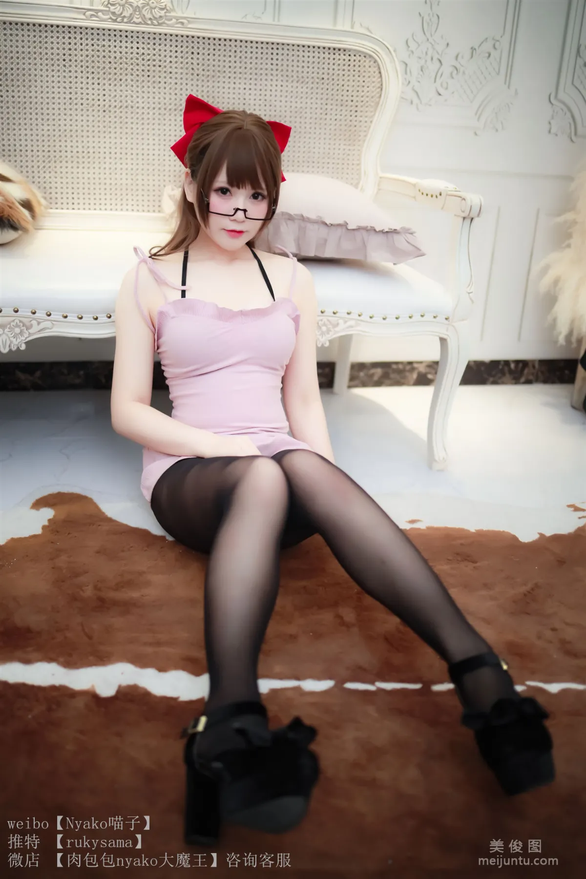 Nyako Miaozi The Neighbor's Big Sister Book Photo Set photo 56