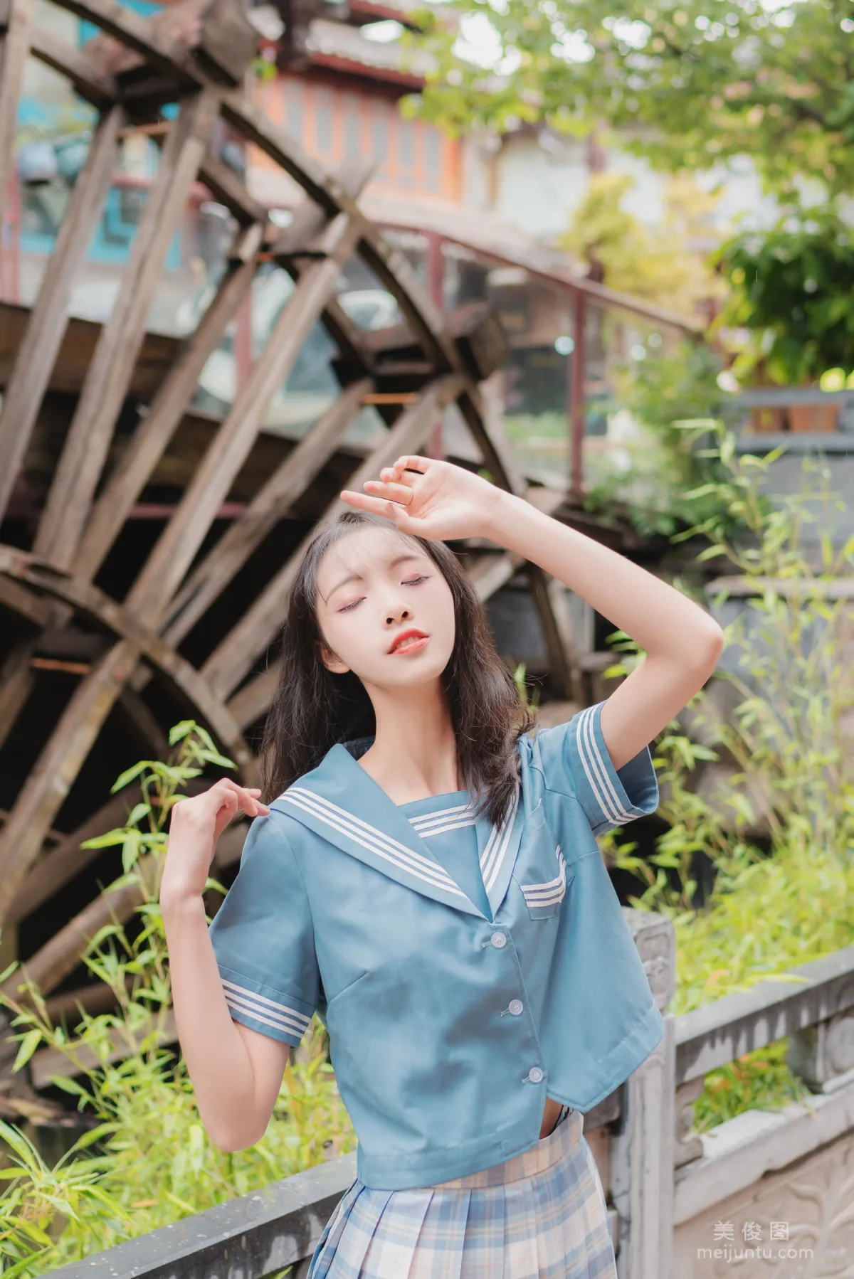 [網紅Coser] 西瓜 《麗江寫真JK戶外》 寫真集 27