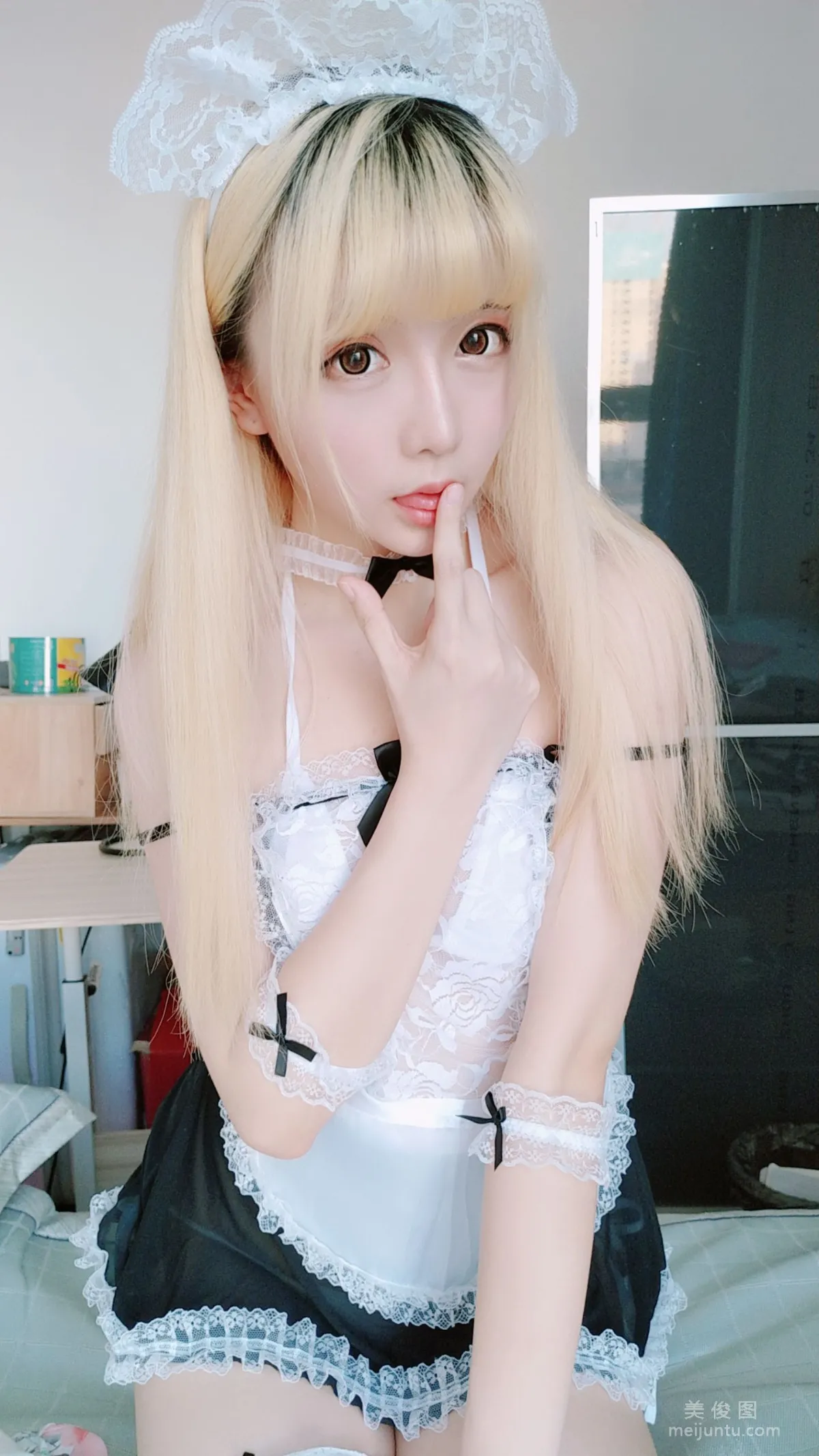 Xingzhi Chichi, Maid Photo Set photo 50