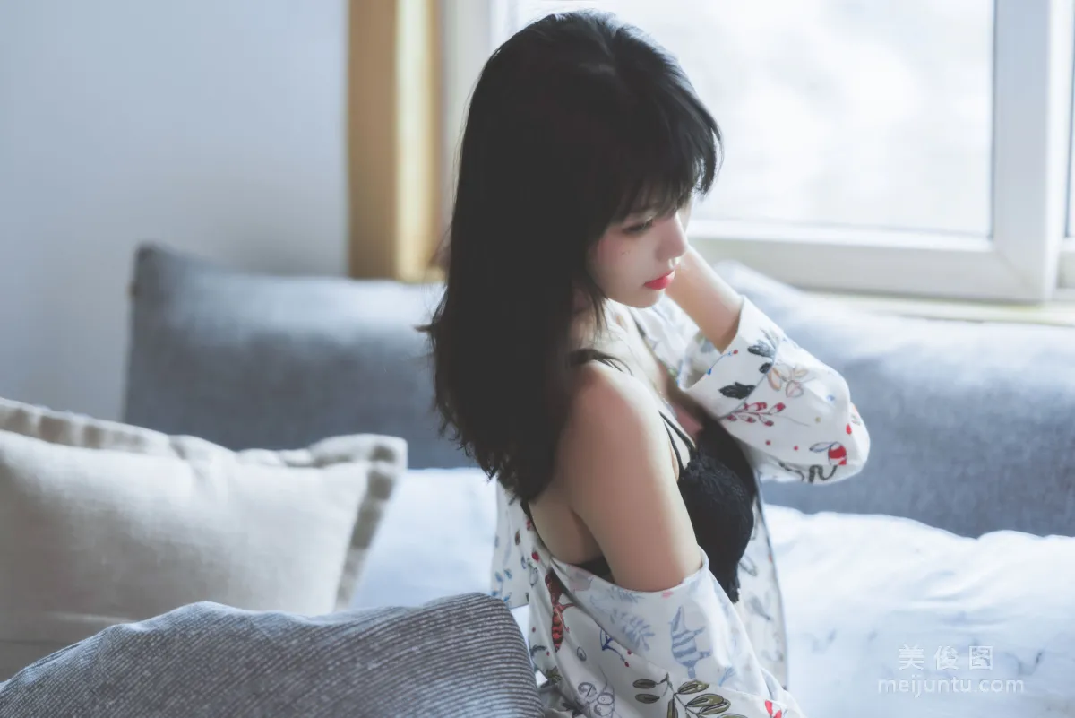 [美女Coser] 桜桃喵 《倦》 写真集2