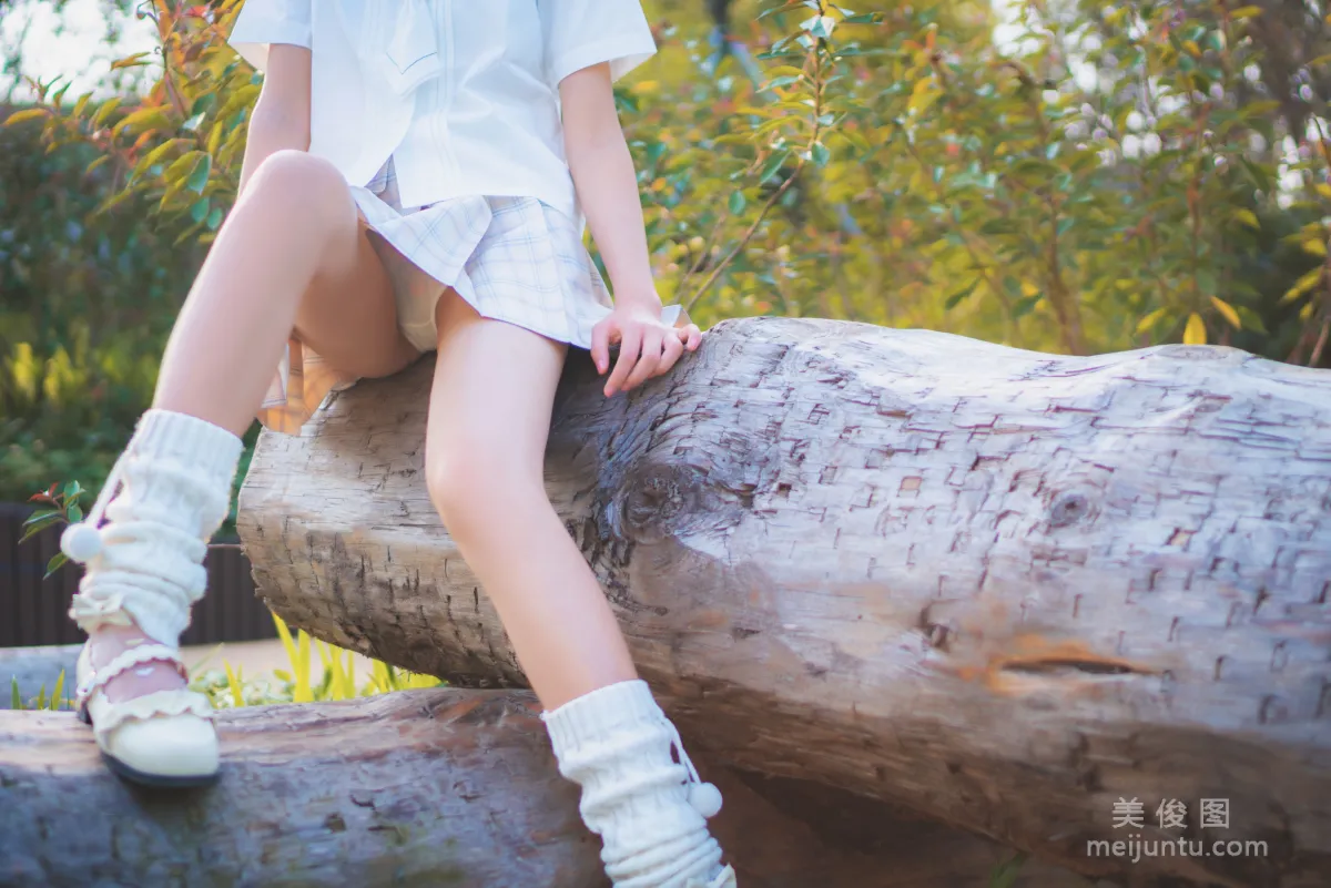 [Web Idols] Xigua, White Cloud Forest, Photo Set photo 32