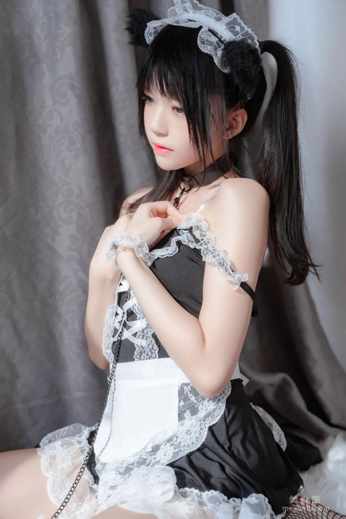 Ying Taomiao: Web Idols photo 14
