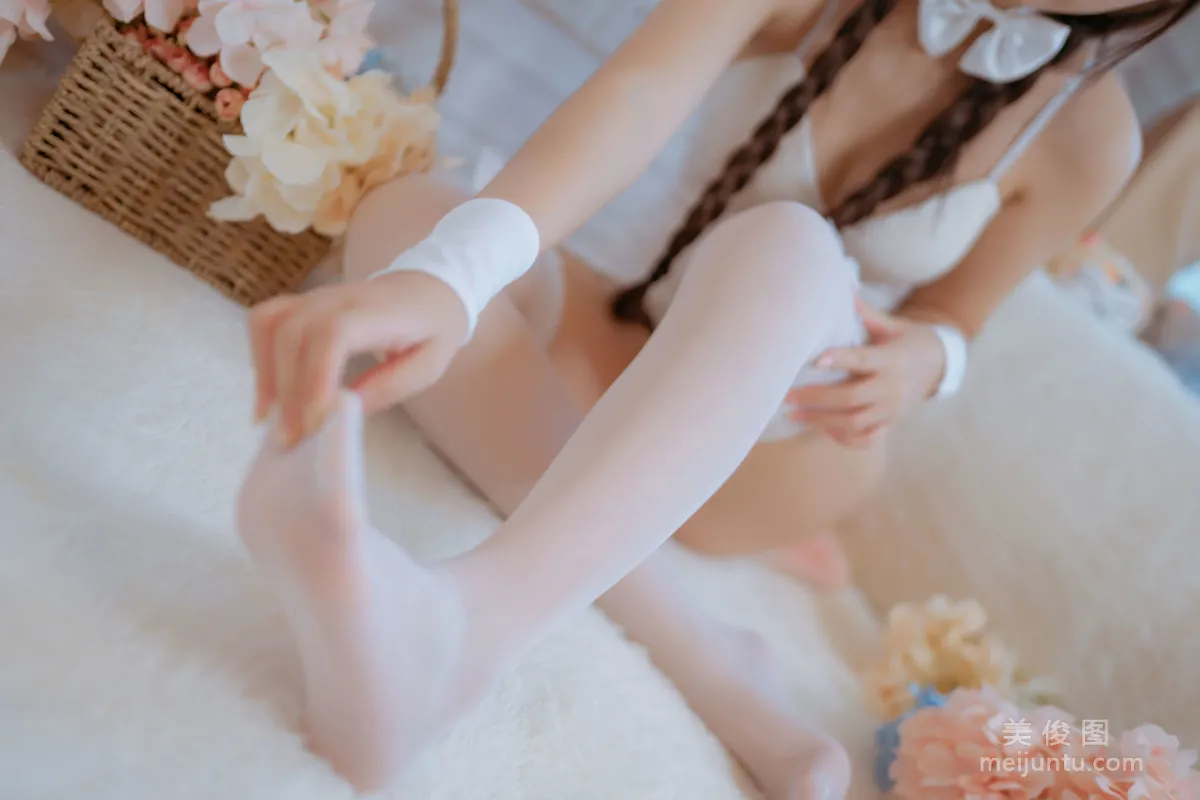 美女Coser不呆猫 《白色兔女郎》 写真集16