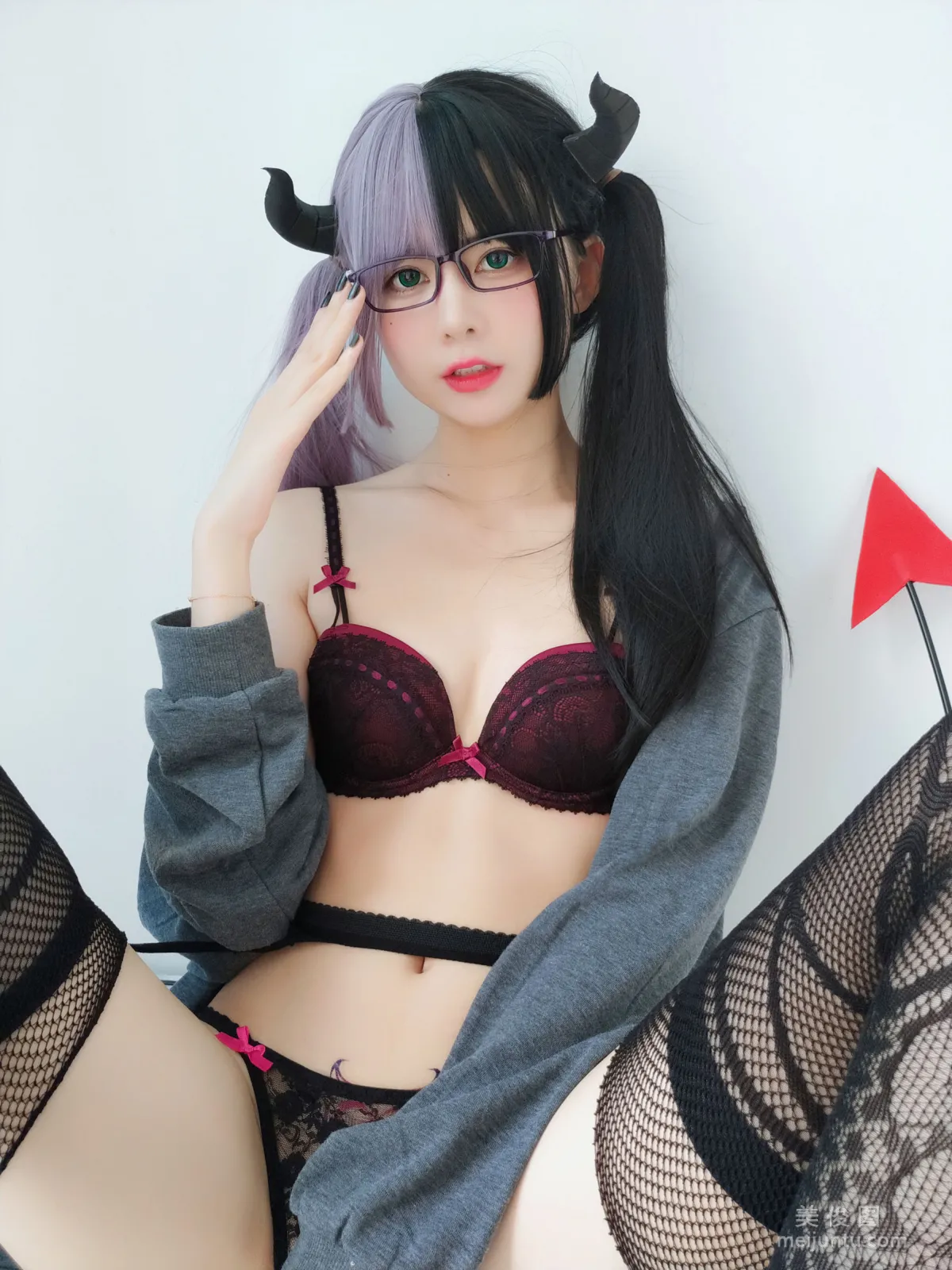 [Beauty Coser] Yanjiang Damo Wang w "Black Lingerie Fishnet Stockings" Photo Set photo 7