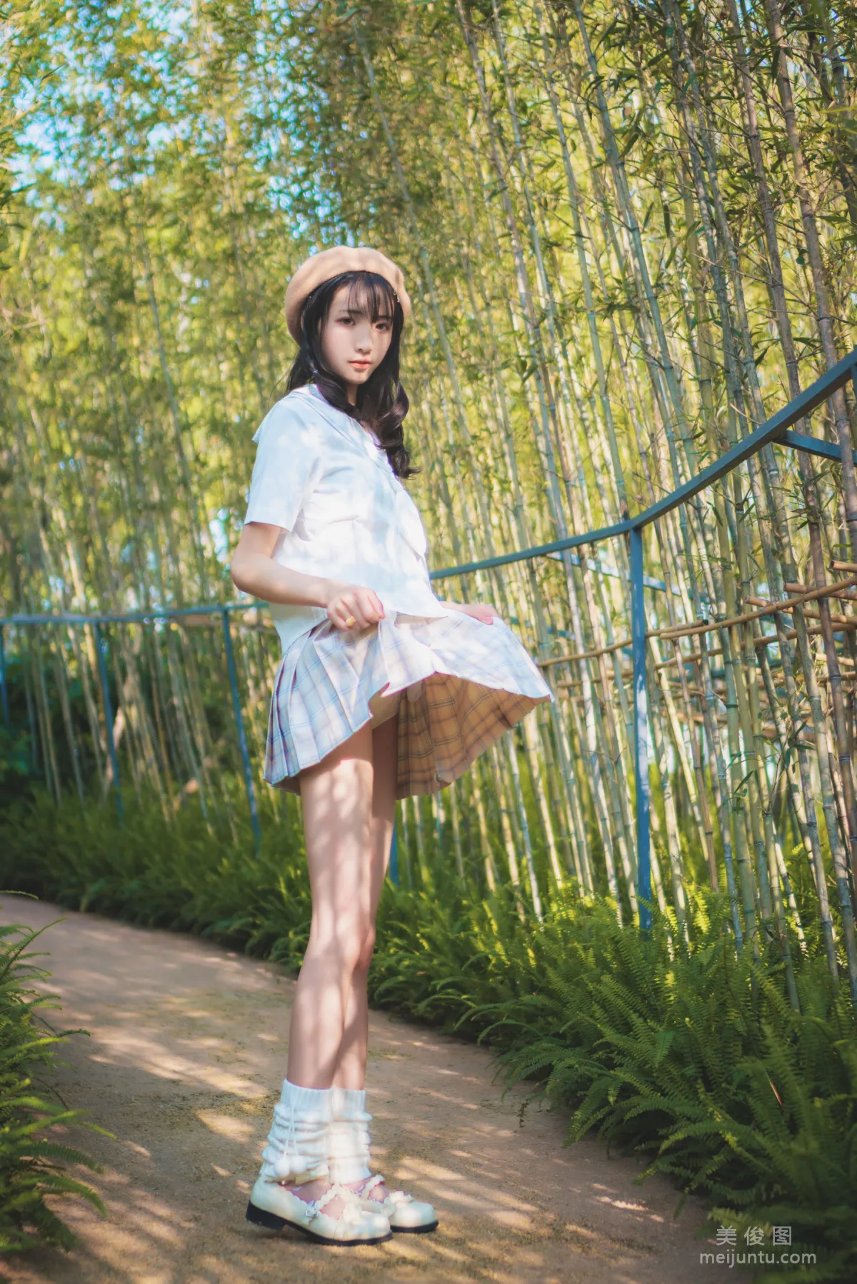 [Web Idols] Xigua, White Cloud Forest, Photo Set photo 38