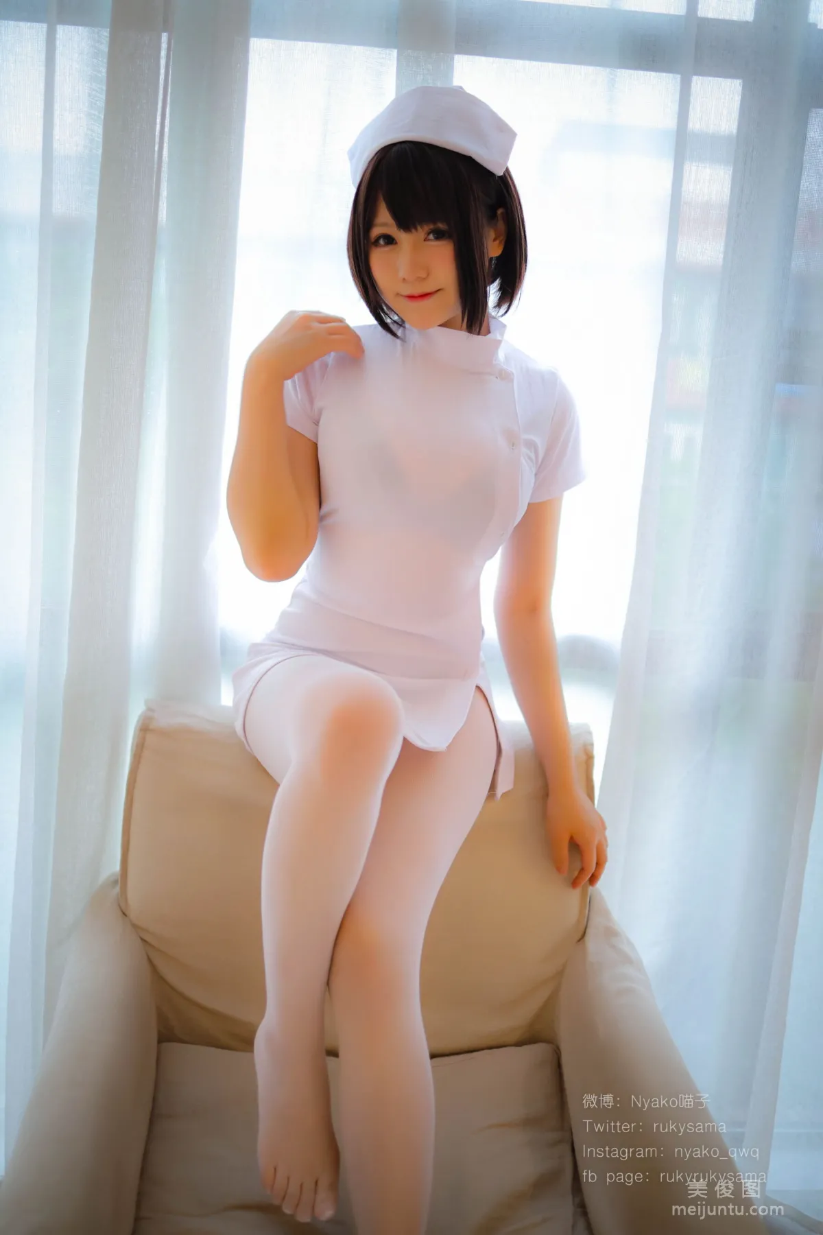 Nyako喵子 《白絲護士服》 寫真集 21